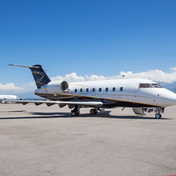 EMBRAER EMB 505 (Phenom 300) (PWC PW535)